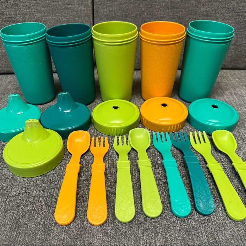 Re-Play Colorful Sippy Cups and Utensils Set